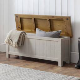 Cheshire Premium Everwood Storage Bench in Grey Wash Finish in Pale Grey - thumbnail 5