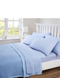 Chums Plain Dyed Poly Cotton Sheet Set with Fitted Sheet Flat Sheet and in Blue - Size: King