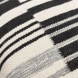 HOEM Torode Woven Cushion in Black - Size: 45 cm x 45 cm - thumbnail 5