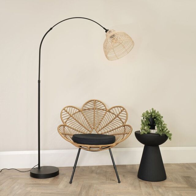 ValueLights Louis Black Arched Curved Floor Lamp with Cream Woven Basket Lamp Shade in Natural - image 1