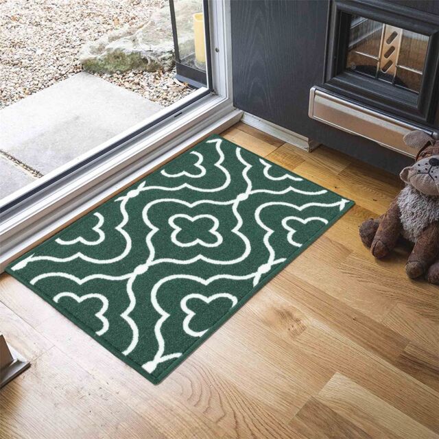 Desire Rugs Anti-Slip Quatrefoil Design Doormat - Machine Washable for Easy Care in Emerald - Size: 40 cm x 60 cm - image 1