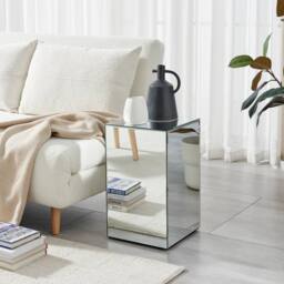 FurnitureboxUK Noor Mirrored Glass Side Table & Bedside Table in Silver - thumbnail 1