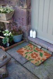Artsy Mats Red & Green Floral Pattern Coir Doormat (60 x 40cm) in Brown - Size: 40 cm x 60 cm - thumbnail 6