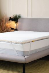 Brightr Sleep Aurora 2 in 1 Medium/Firm Mattress Topper in White - Size: King - thumbnail 1