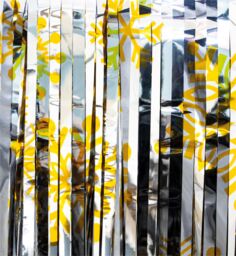 Netagon Shimmer Tinsel Curtain Christmas Snow Design 3M x 1M Yellow - thumbnail 8