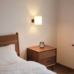 Goeco E27 Wood Interior Wall Light with Tri-Colour Bulb, Brown, Glass Shade in Brown - thumbnail 7