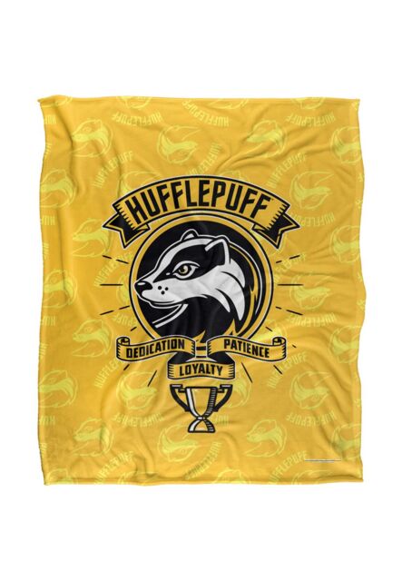 Warner Brothers Harry Potter Hufflepuff Varsity Badge Blanket 152 x 127 cm in White - image 1