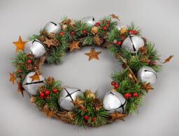 Shatchi 25cm Bells Stars & Pine Green Christmas Wreath - thumbnail 3