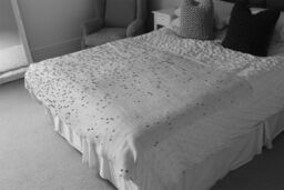 Benjamin Tate Design Square Tech Blanket in Natural - Size: 120 cm x 150 cm - thumbnail 3