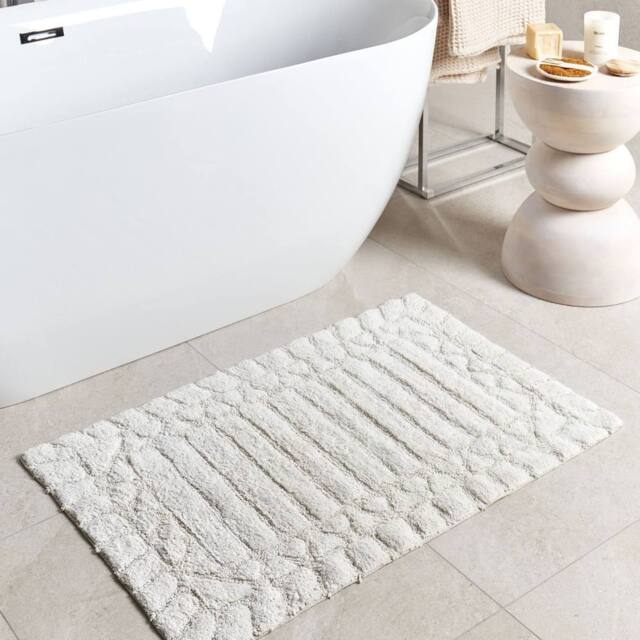 Wyld and Coco Beige Cotton Bath Mat 60 x 90 cm - Geometric Pattern Modern - Size: 1600mm x 900mm - image 1