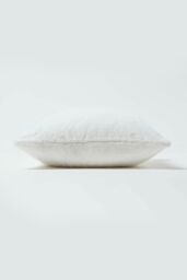 Homescapes Soft Touch Faux Fur Cushion 46 x 46 cm in Ivory - thumbnail 4