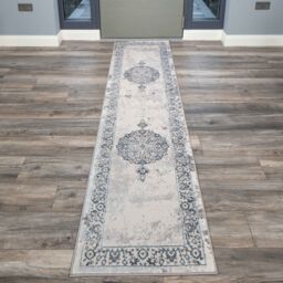 Kukoon Blue Grey Distressed Traditional Medallion Bordered Rug in Baby Blue - Size: 120 cm x 170 cm - thumbnail 6