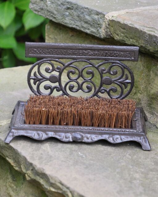 Dibor Traditional Cast Iron Ornate Outdoor Garden Boot Brush & Scraper in Brown - Size: Medium - image 1