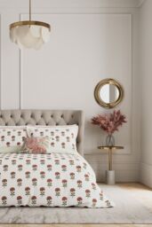 V & A 'Regal Marigold' Cotton Duvet Cover Set in Cream - Size: Single - thumbnail 1