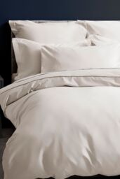 Belledorm Pima Cotton Sateen 450 Thread Count Duvet Cover in Light Grey - Size: Super King - thumbnail 2