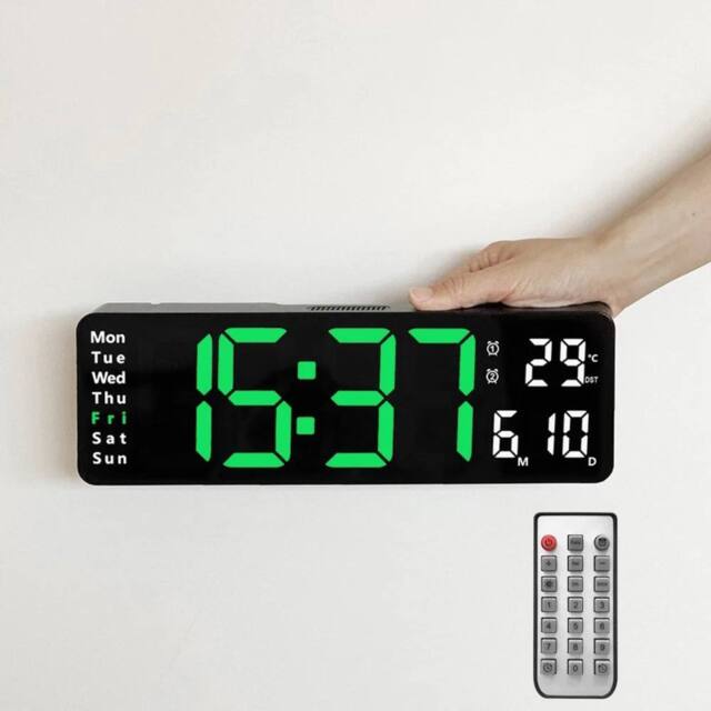 FLAVORA Green Digital LED Clock Wall Desk Clock - Size: 0.6m2 - image 1