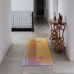 Benjamin Tate Design Bigben Yellow Mist Runner Rug in Natural - Size: 67 cm x 230 cm - thumbnail 3