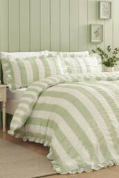 Catherine Lansfield 'Seersucker Frill Stripe' Duvet Cover Set in Green - Size: King - thumbnail 1