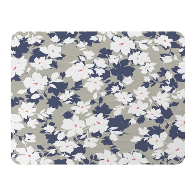 Benjamin Tate Design Grey Purple & White Flowers Blanket in Natural - Size: 120 cm x 150 cm - image 1