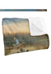 Wild Wings Ducks On The Lake Silky Touch Super Soft Throw Blanket 152 X 127 cm in White - thumbnail 3
