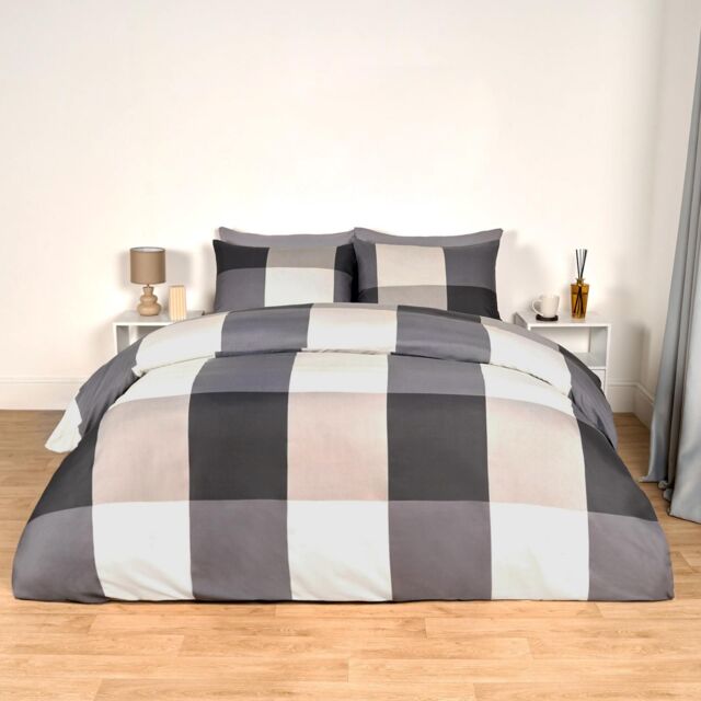 OHS Gingham Check Duvet Cover Bedding Quilt Pillowcase Set Reversible in Light Grey - Size: Double - image 1