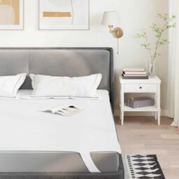 Berkfield Home Mattress Protector White 200x200 cm Waterproof - thumbnail 1