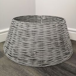 Samuel Alexander 40/58cm KD Willow Christmas Tree Skirt Wicker Rattan- Medium Light Grey