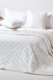 Homescapes Luxury Quilted Velvet Bedspread Geometric Pattern Throw in Cream - Size: Double
