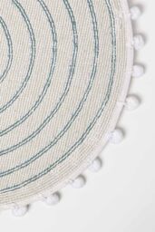 Homescapes Spiral Bath Mat 100% Cotton with Pom Pom Edges in Blue - thumbnail 4