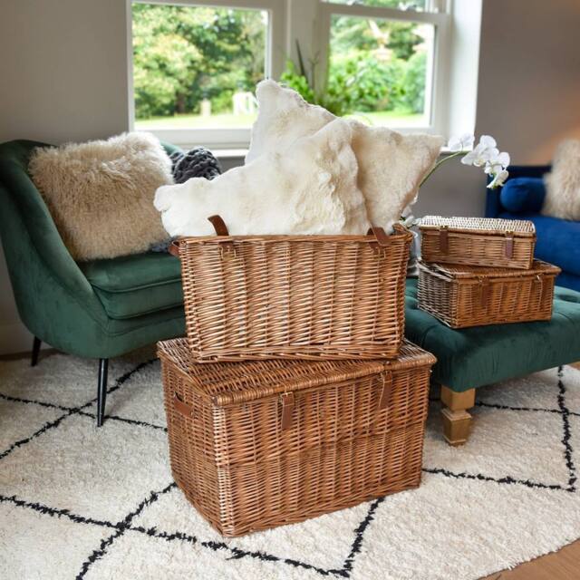 Madison & Mayfair Large Wicker Hamper Basket - Honey in Brown