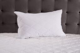 The Linen Consultancy 'TLC 5 Star Hotel Concept' Waterproof Polycotton Quilted Mattress & Pillow Protector Set in White - Size: King - thumbnail 1