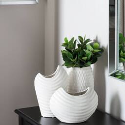 Wyld and Coco 25cm White Stoneware Vase Minimalist Pattern