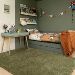 Kukoon Machine Washable Shaggy Rug Luxury Deep Pile Green Fluffy Bedroom Mat in Olive - Size: 160 cm x 230 cm - thumbnail 2