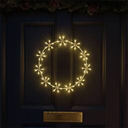 Xmas Haus 44cm 78Warm White LED Metal Ring 3m lead Outdoor
