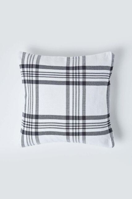Homescapes Tartan Pattern Cushion Cover in White - Size: 60 cm x 60 cm - image 1