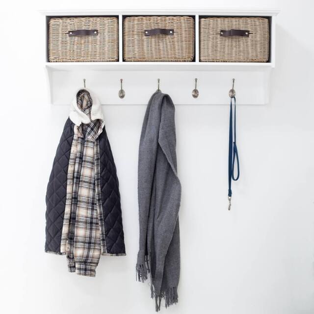 Statement Furniture Tetbury Large Coat Rack Hanging Shelf with 3 Brown Storage Baskets in White - image 1