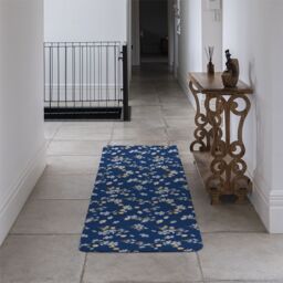 Benjamin Tate Design Blue & Yellow Bunches Runner Rug in Natural - Size: 67 cm x 230 cm - thumbnail 3