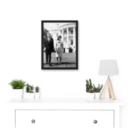 Artery8 Photo President USA John Jackie Kennedy JFK White House Lawn Artwork Framed Wall Art Print A4 in Black - thumbnail 2