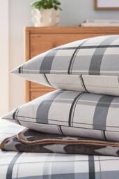 Helena Springfield 'Hudson Check' Brushed Cotton Duvet Cover Set in Charcoal - Size: Single - thumbnail 5