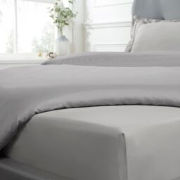 Smart Living Luxurious 300 Thread Count 100% Cotton Sateen Anti-Allergy Fitted Sheet in Silver - Size: Single Fitted - thumbnail 3