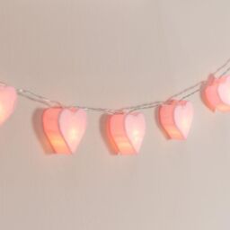 ValueLights Set of 10 Kids Battery Powered Fairy String Lights with Hearts in Light Pink