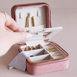 Lisa Angel Women's Rose Pink Velvet Square Travel Jewellery Case in Dusty Pink - thumbnail 2