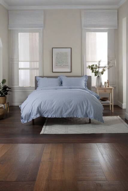The Lyndon Company Gingham Frilled Cotton Duvet Set Printed with Frill Detailing in Blue - Size: Double - image 1
