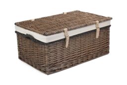 Red Hamper Wicker 62cm Antique Wash Picnic Basket with Cotton Lining in White - thumbnail 2
