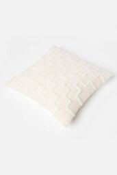 Homescapes Geometric Tufted Cotton Cushion in Natural - Size: 45 cm x 45 cm - thumbnail 5