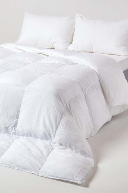 Homescapes Luxury Hotel Quality Super Microfibre 10.5 Tog Autumn Duvet in White - Size: Single - image 1