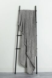 OHS Luxury Large Waffle Honeycomb Mink Warm Throw in Charcoal - Size: 200 cm x 240 cm - thumbnail 4