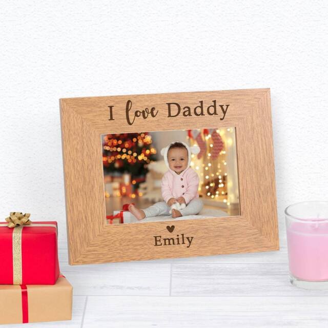 Uniqueful Personalised I We love Wood Frame 6x4 Christmas Gift for Dad in Brown - image 1