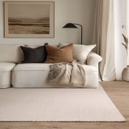 The Rug Shop UK Cream Modern Easy to clean Hand Made Plain Area Rug - Size: 200 cm x 290 cm - thumbnail 2