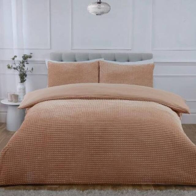 Rapport Home Luxury Waffle Teddy Polyester Fleece Duvet Cover Set with Pillowcase in Beige - Size: King - image 1